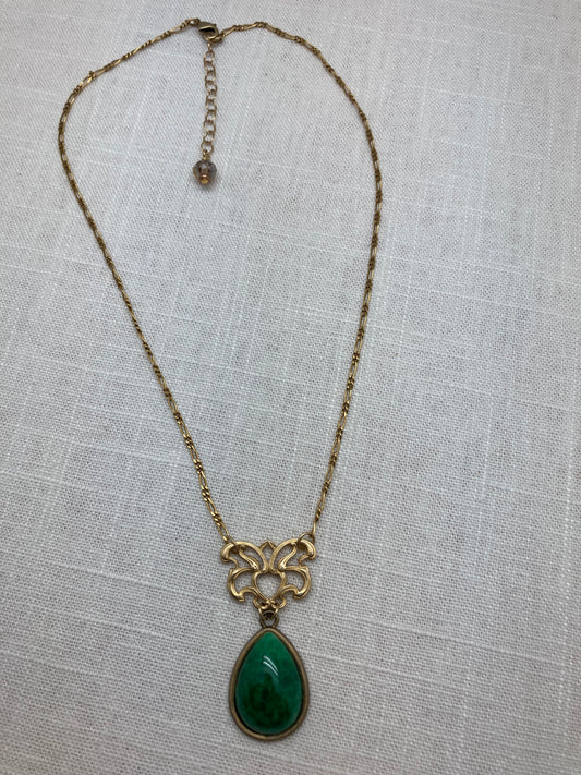 jade matrix pendant necklace