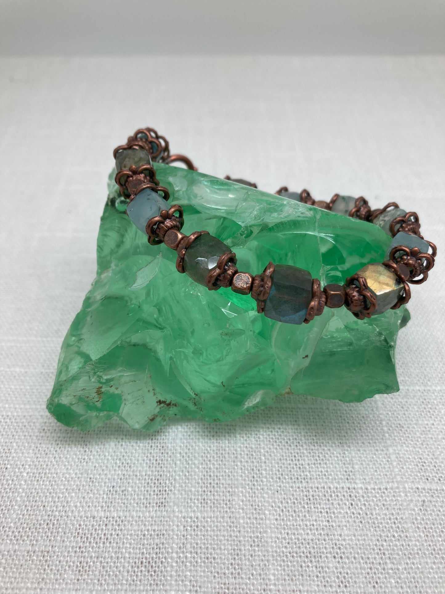 Cubic gemstone bracelet