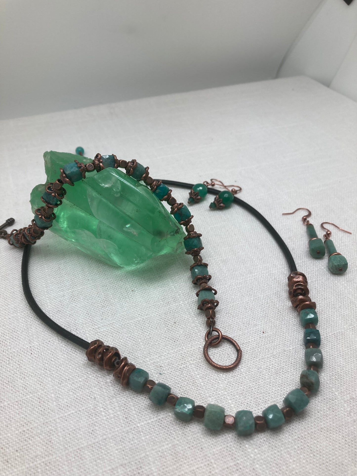 Cubic gemstone bracelet