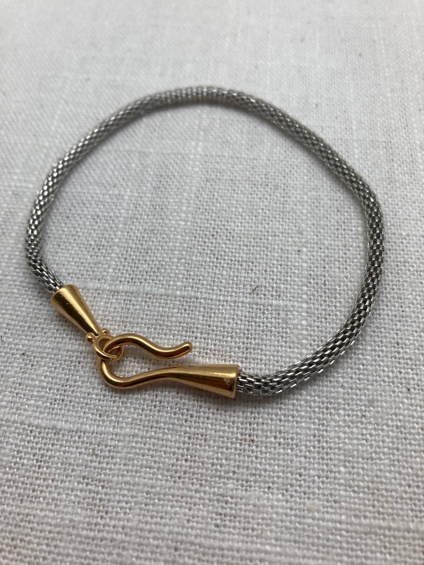 Simple Hook Bracelet