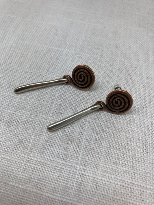 Swirl Post Earring