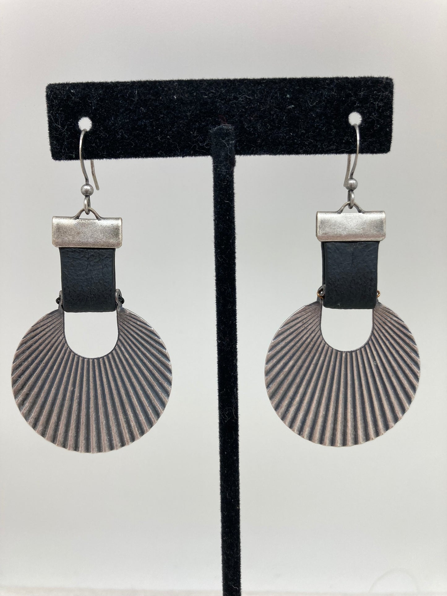 Mezza Earrings
