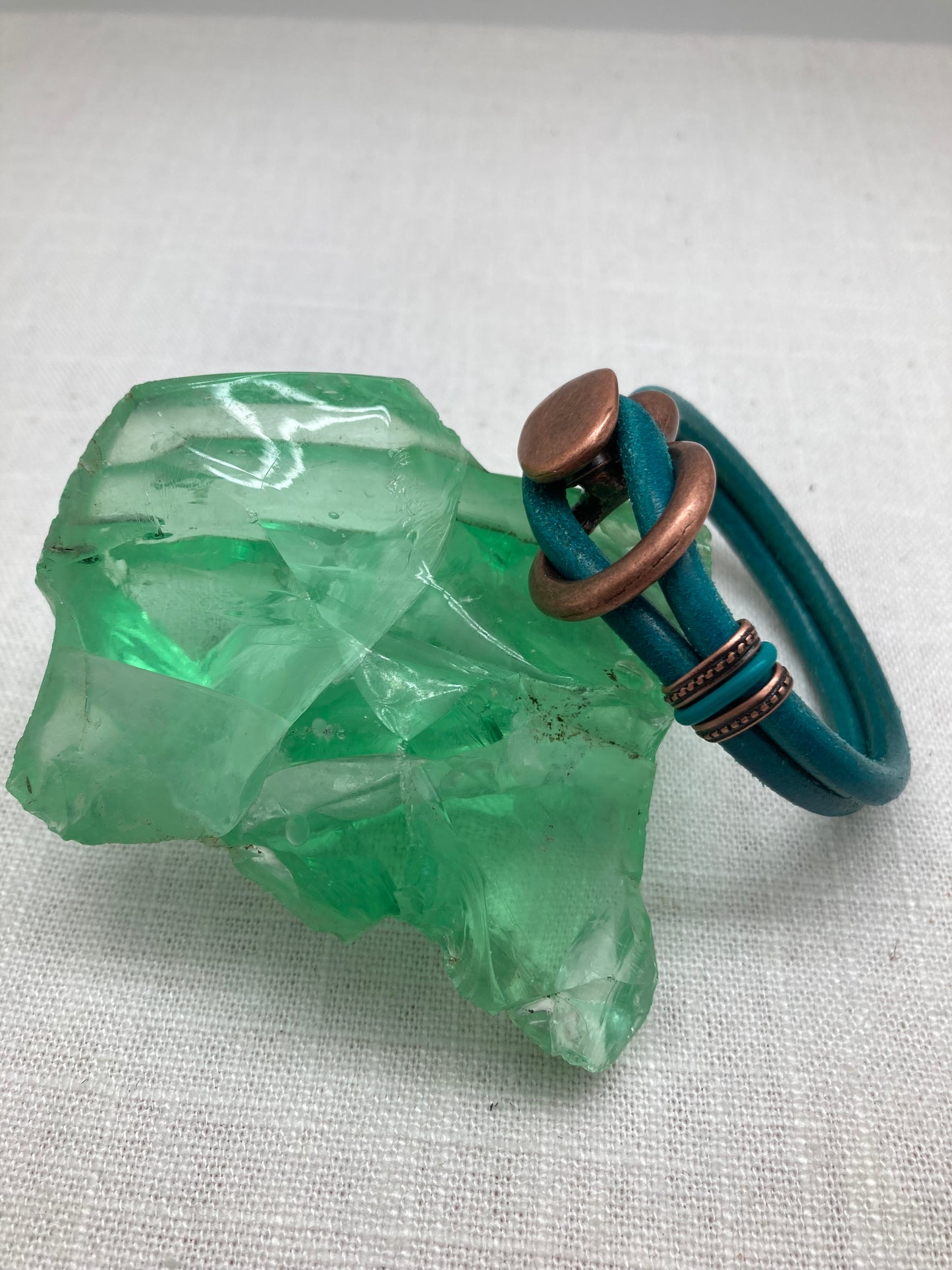 Copper button hitch bracelet