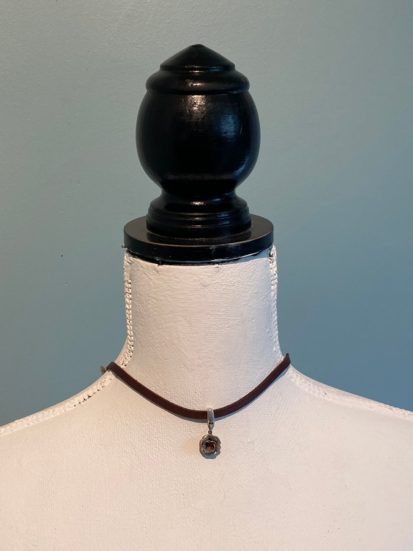 Rose Choker