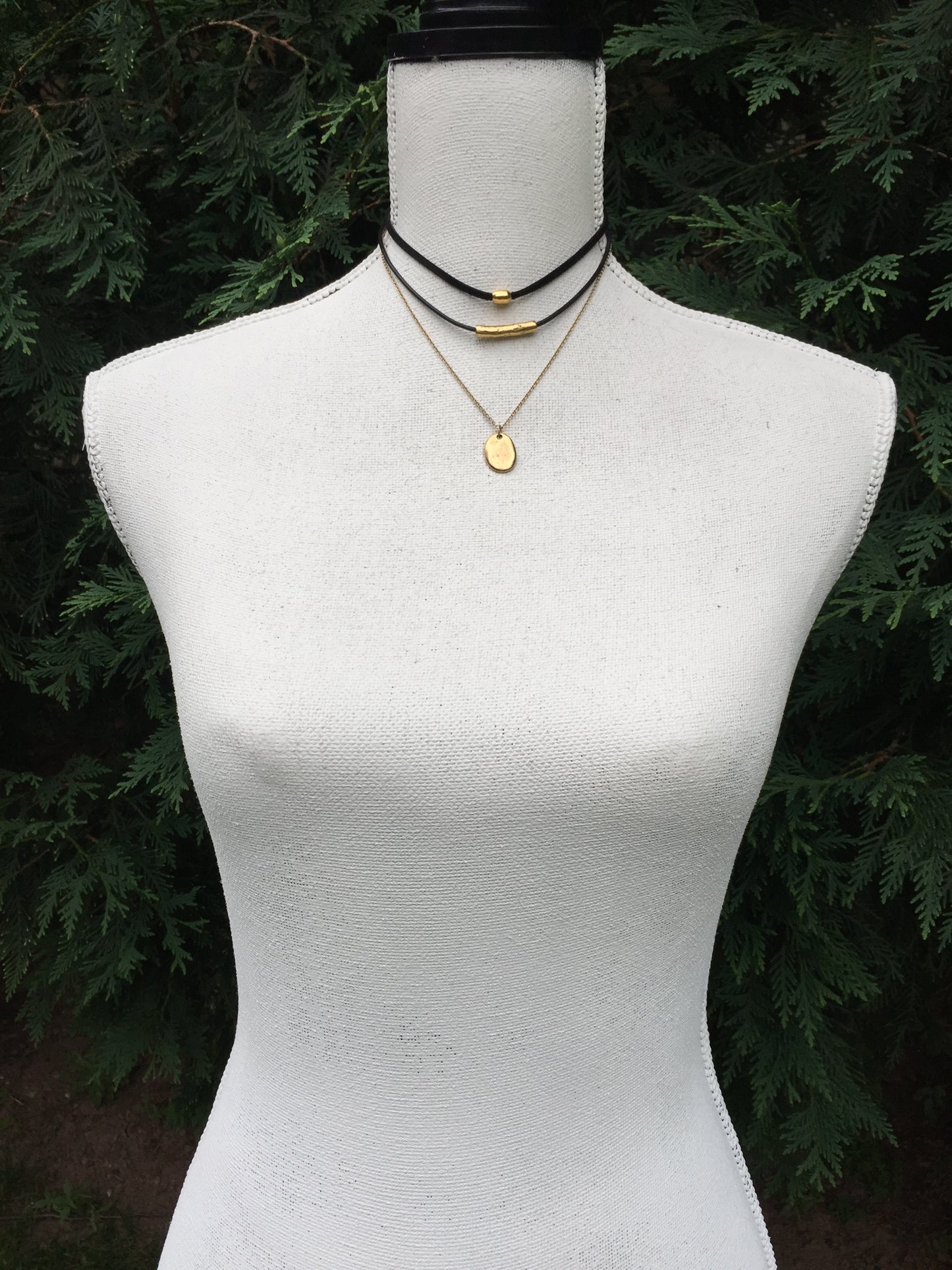 Simple Gold Choker Necklace
