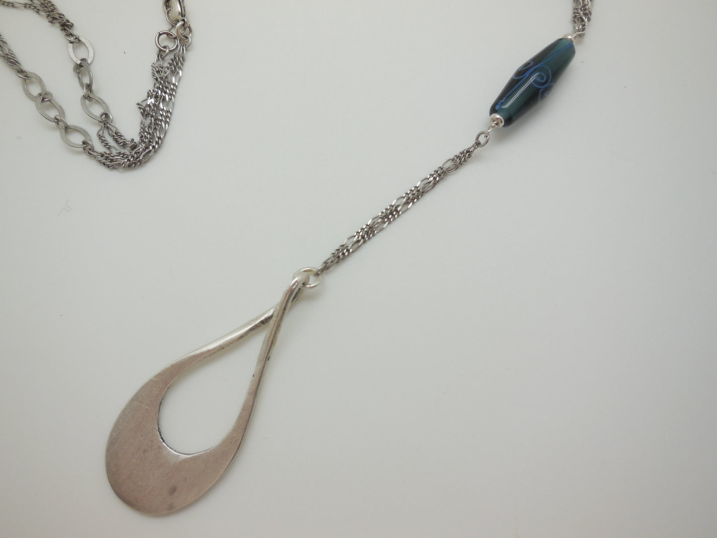 vintage silver pendant necklace