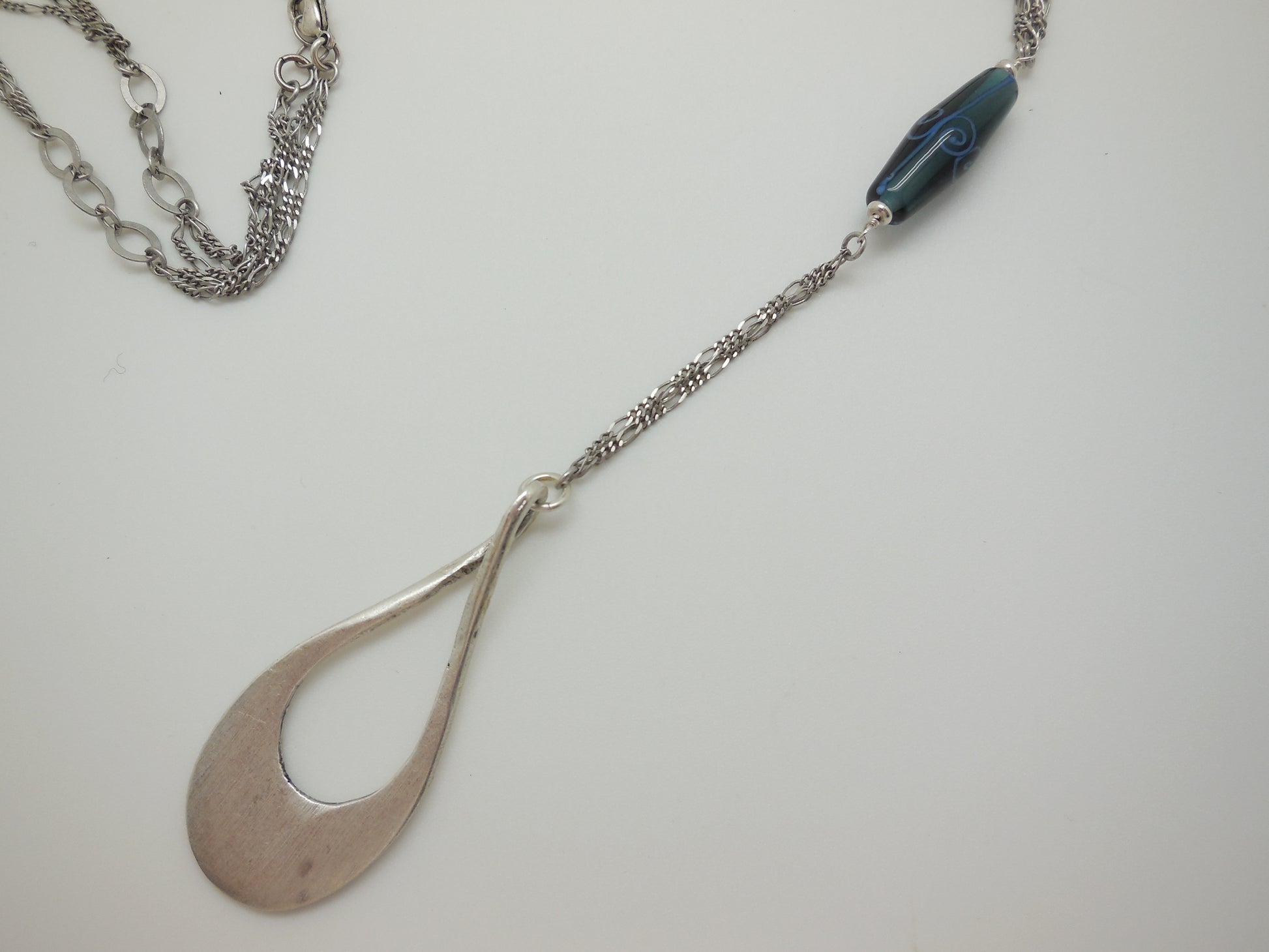 vintage silver pendant necklace